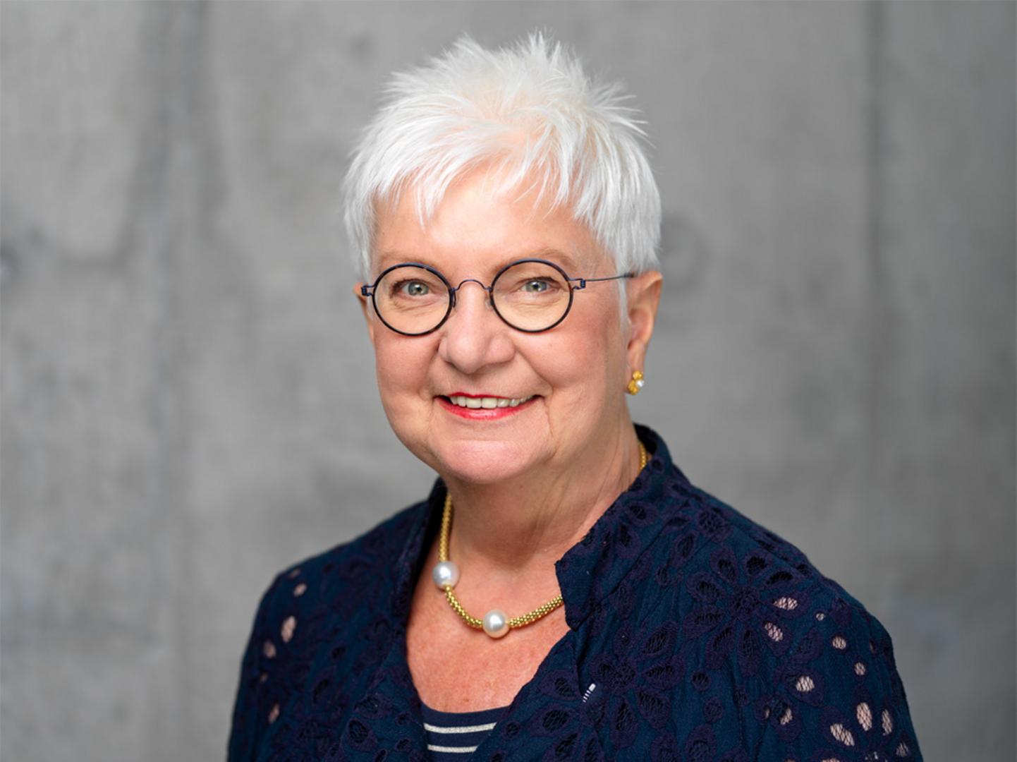 Porträt Gerda Hasselfeldt